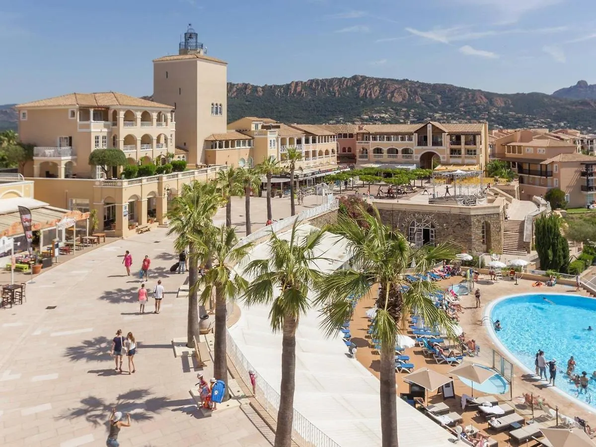 Duplex 3 Pieces Avec Terrasse, Solarium, Piscine Et Parking - Fr-1-504-418 Apartment Saint-Raphael