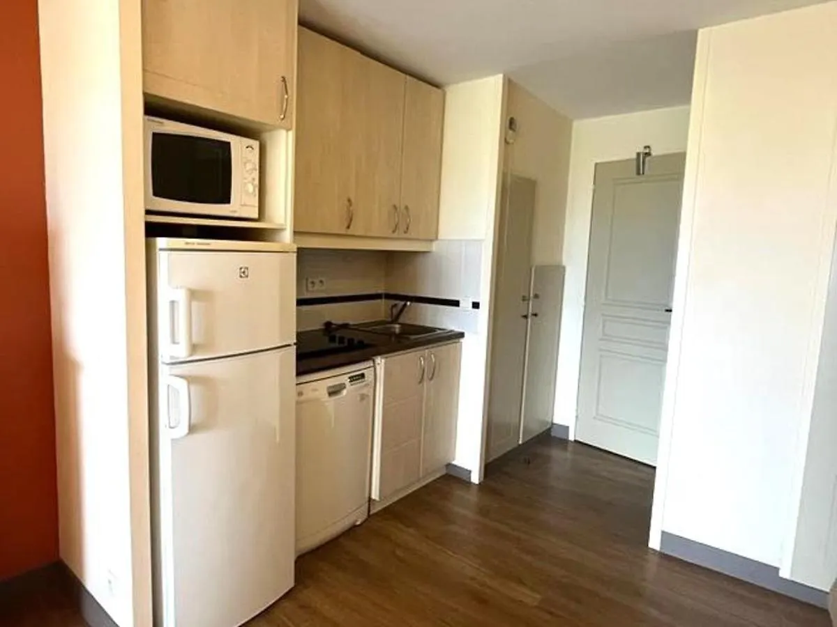 Duplex 3 Pieces Avec Terrasse, Solarium, Piscine Et Parking - Fr-1-504-418 Apartment Saint-Raphael